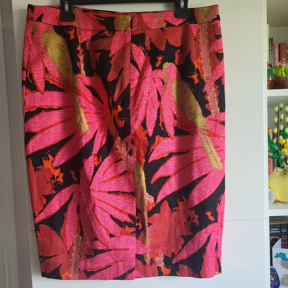N WT J.Crew Floral Print Pencil Skirt No2 - Picture 3 of 3